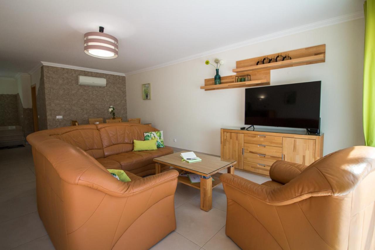 Cliff-Top Townhouse With Stunning Ocean Views Carvoeiro  Exteriér fotografie